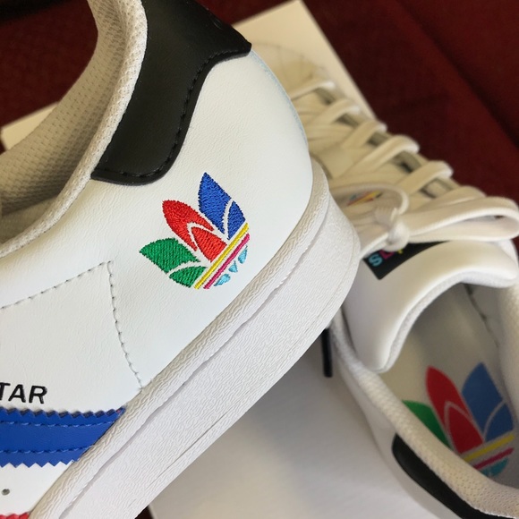 Superstar shoes cloud white size 4.5 Kids - Picture 6 of 8